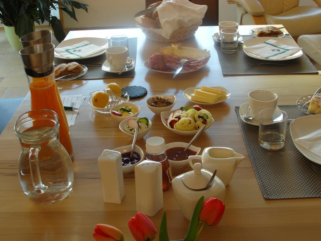 Lugerfarm Hotel Melk Eksteriør billede