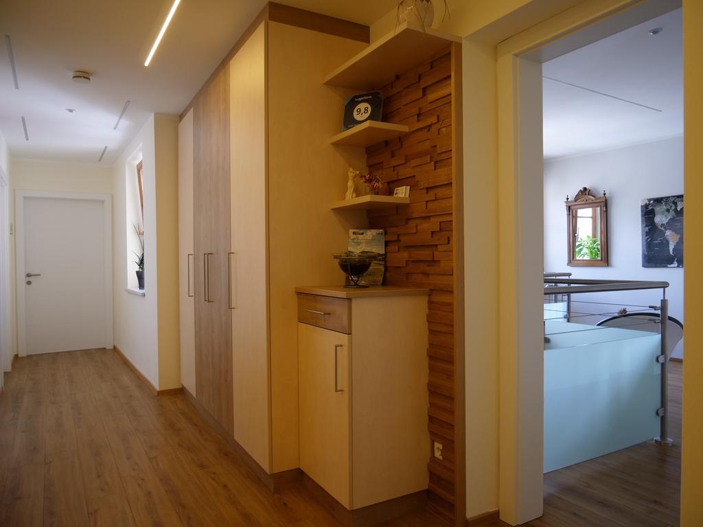 Lugerfarm Hotel Melk Eksteriør billede