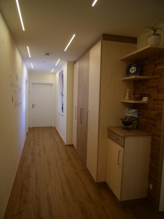 Lugerfarm Hotel Melk Eksteriør billede