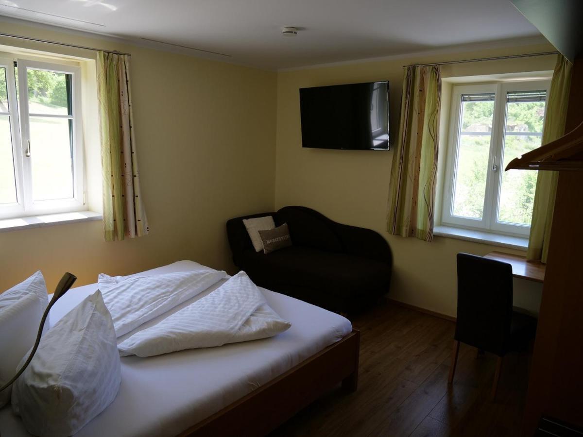 Lugerfarm Hotel Melk Eksteriør billede